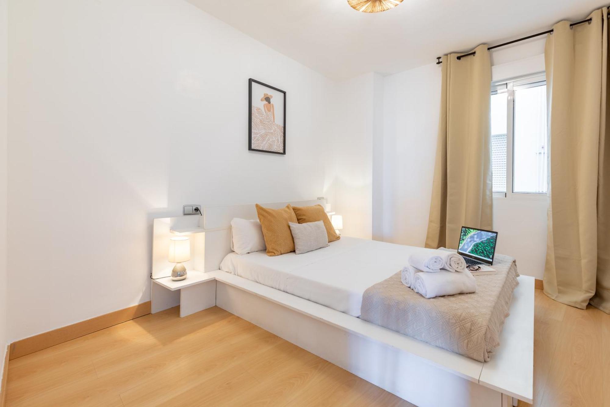 Travel Habitat Torres De Serrano Valencia Buitenkant foto